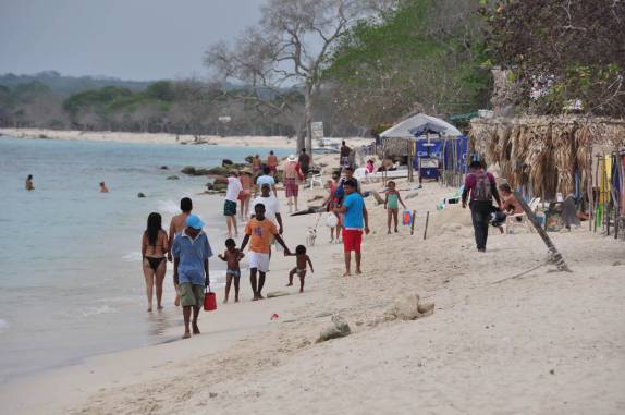 A movimrntada Playa Blanca, na Colômbia